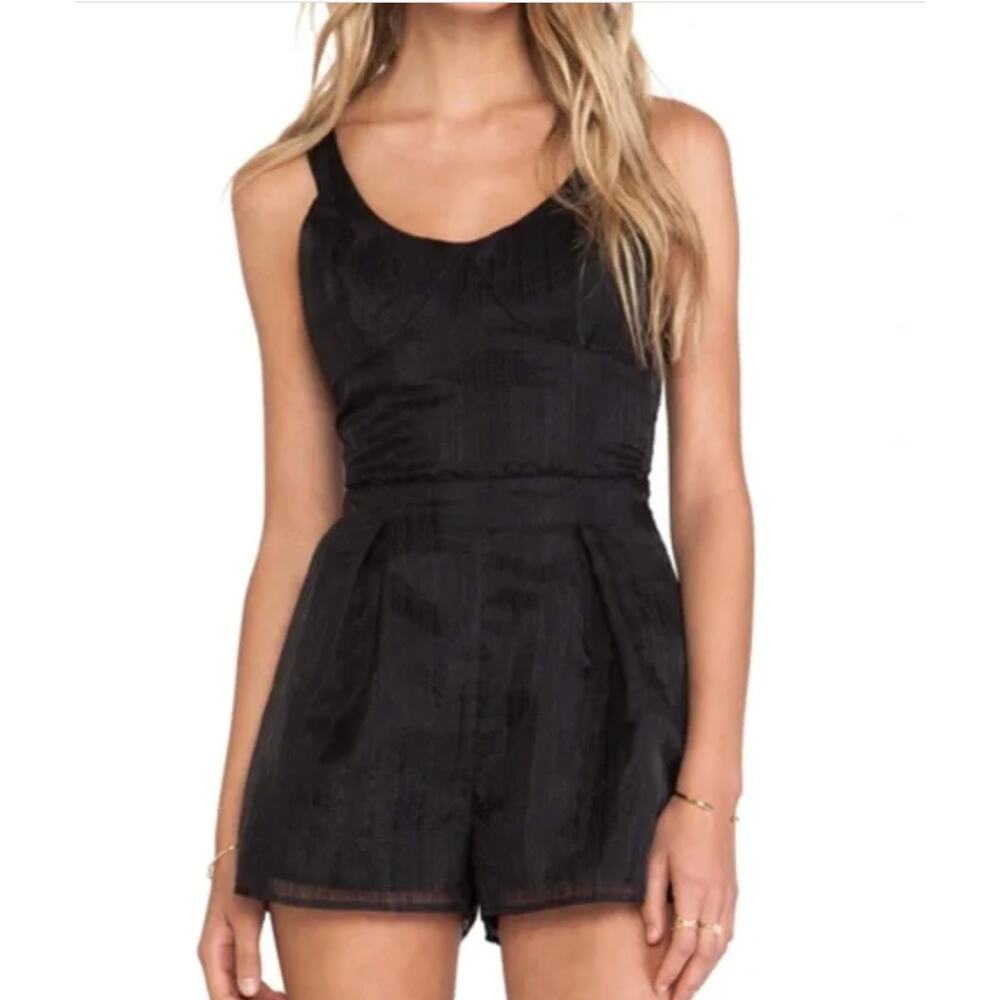 BCBG Generation Peekaboo Black Romper 4 Cocktail Bachlorette